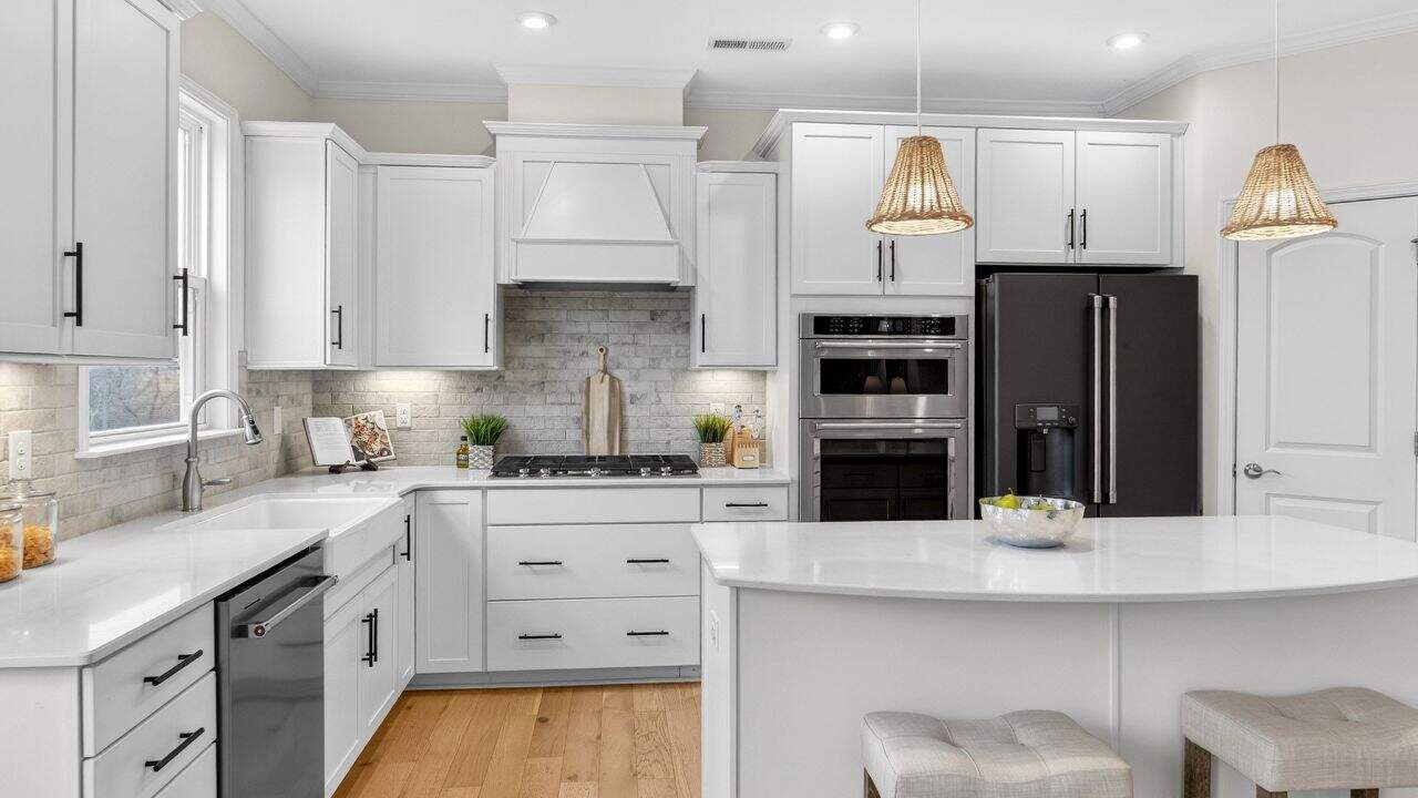 Real Estate Photographer in Huntersville NC Kitchen