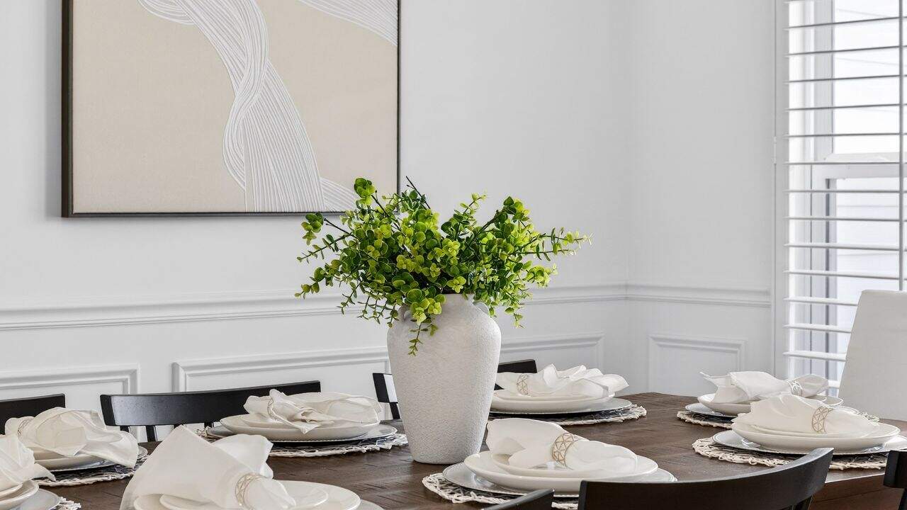 Real Estate Photographer Huntersville NC Dining Room