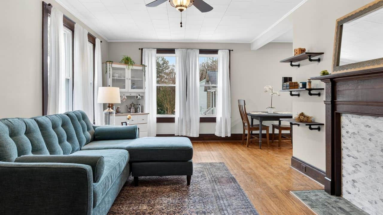 Real Estate Photographer in Statesville NC Living Room MLS photo